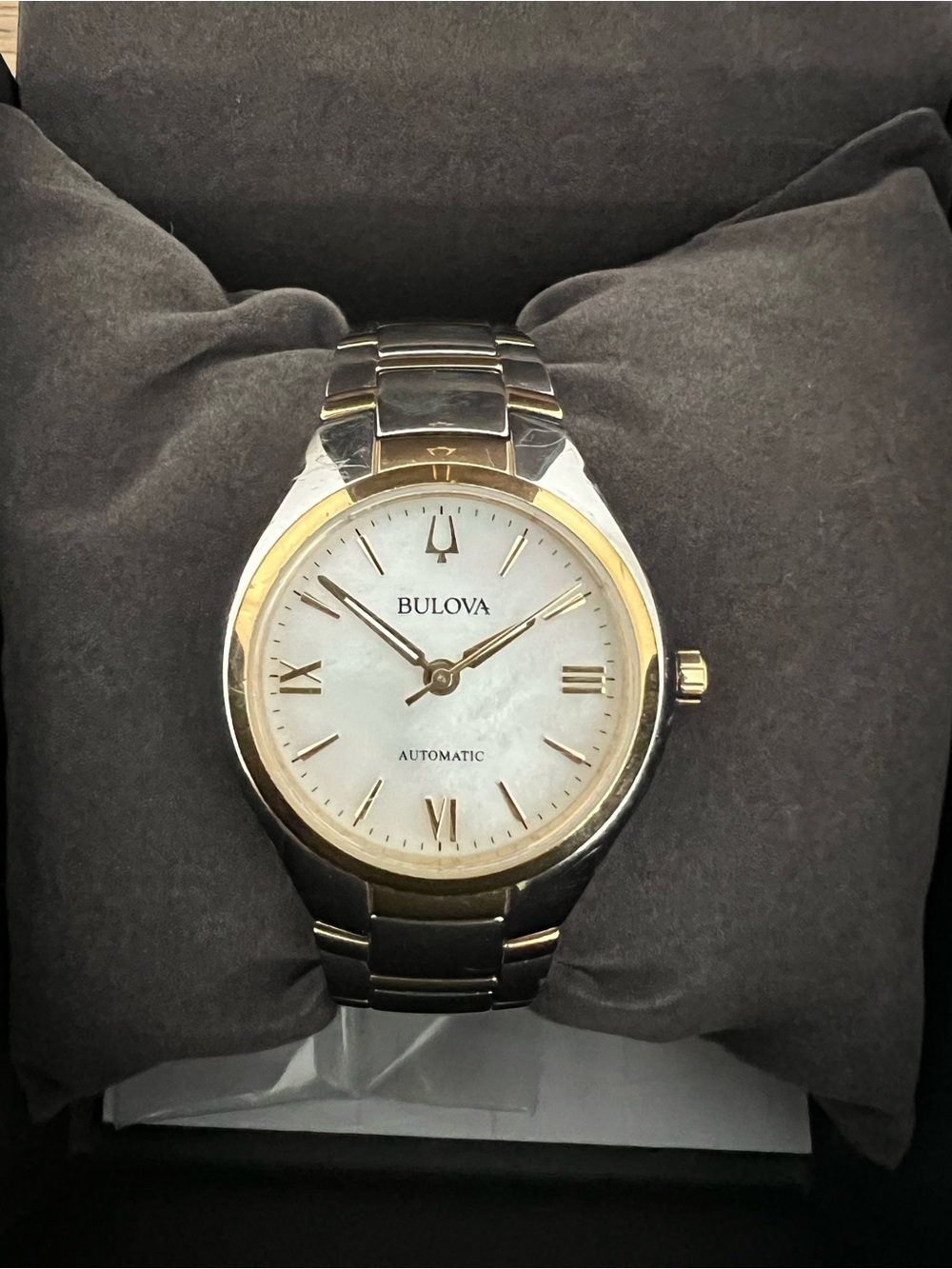 Bulova 98L297 Mother of Pearl Dial Two-Tone Classic Women’s Watch - Picture 2 of 8